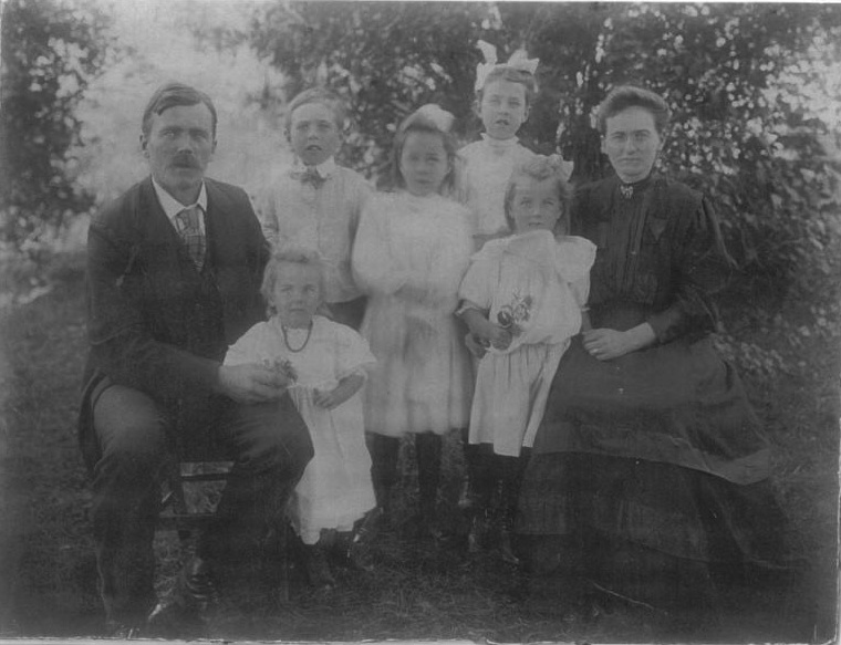 family of john schoenhardt
