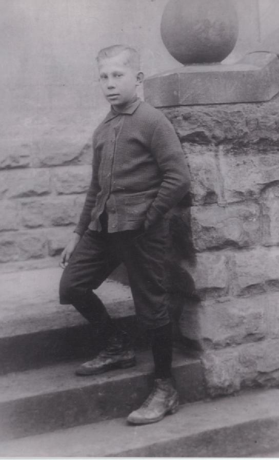 herrnsl_1_files/franz_1916.jpg