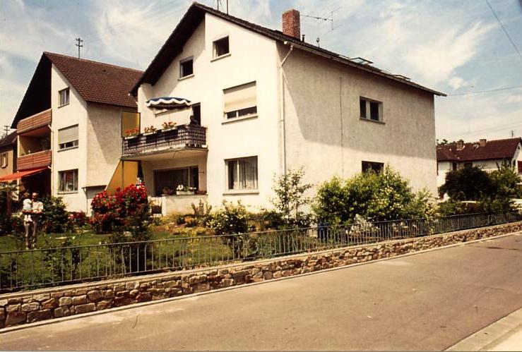 rosenweg 13