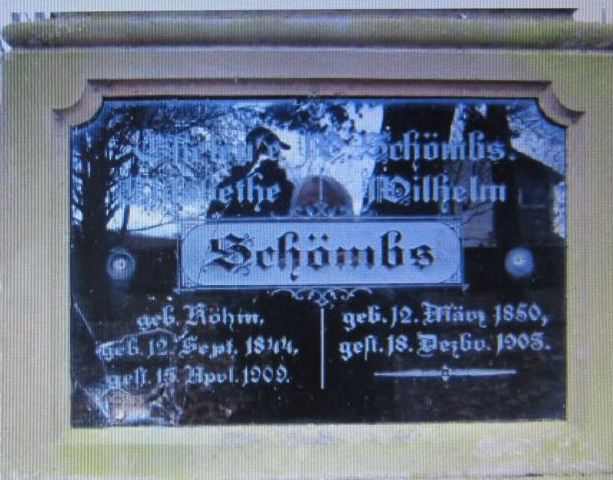 plaque at bottom