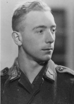 bastian schoembs